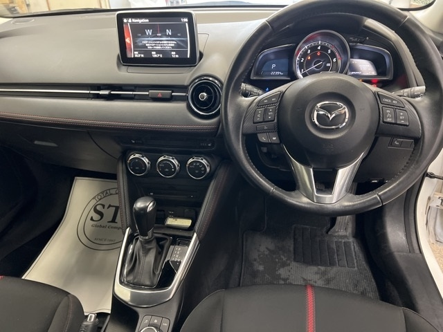 MAZDA DEMIO 2016