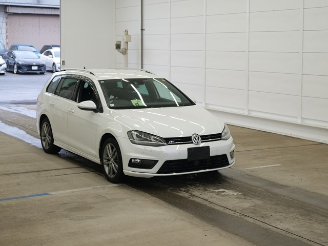 VOLKSWAGEN GOLF VARIANT 2015