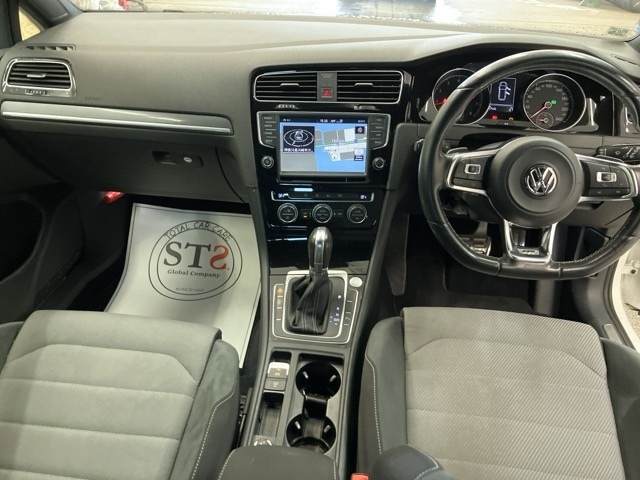 VOLKSWAGEN GOLF VARIANT 2015
