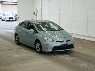 TOYOTA PRIUS 2014
