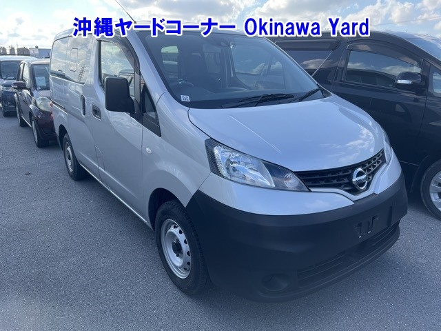 NISSAN NV200 2020