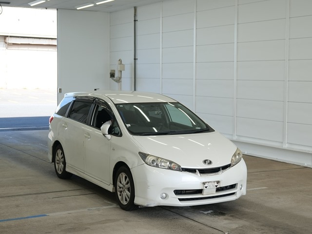 TOYOTA WISH 2009