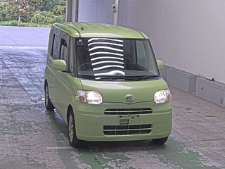DAIHATSU TANTO 2012