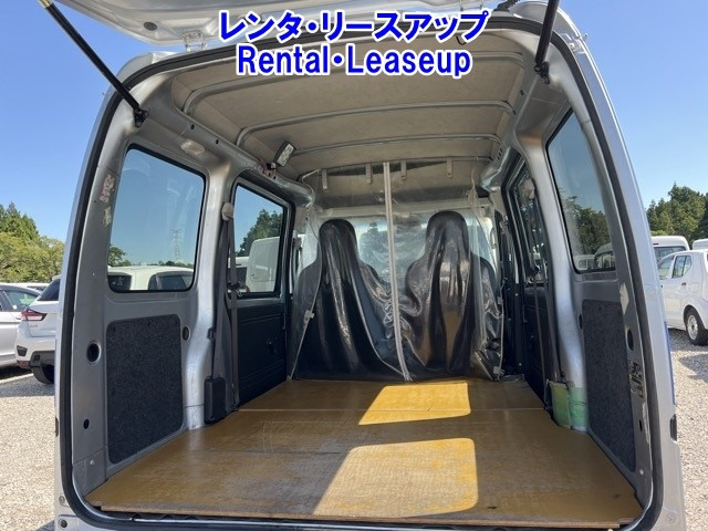 DAIHATSU HIJET VAN 2019