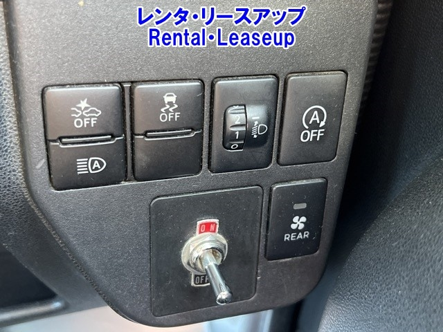 DAIHATSU HIJET VAN 2019