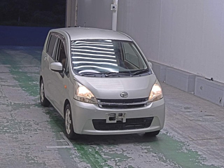 DAIHATSU MOVE 2011