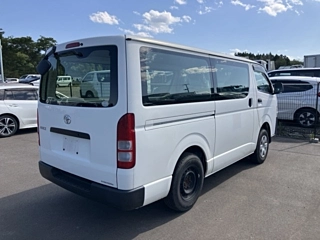 TOYOTA HIACE VAN 2014