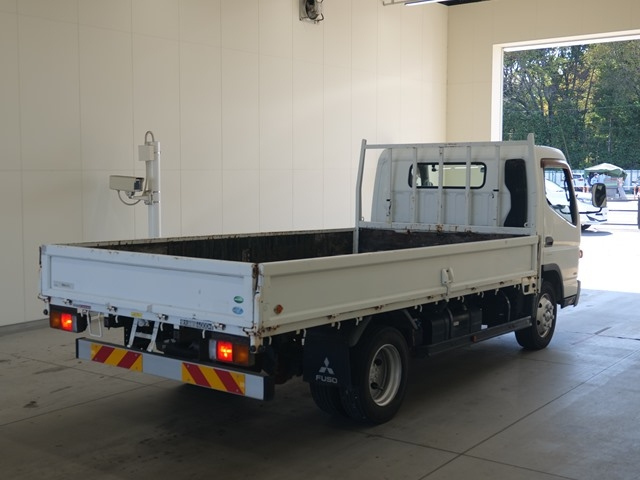 MITSUBISHI CANTER 2011