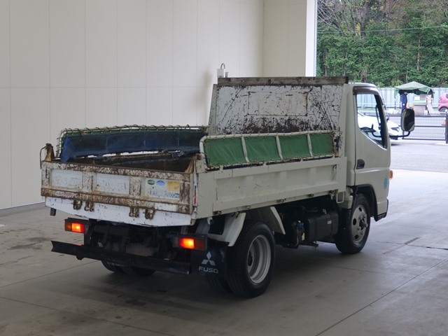 MITSUBISHI CANTER 2016