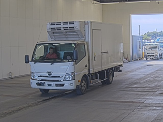 HINO DUTRO 2020