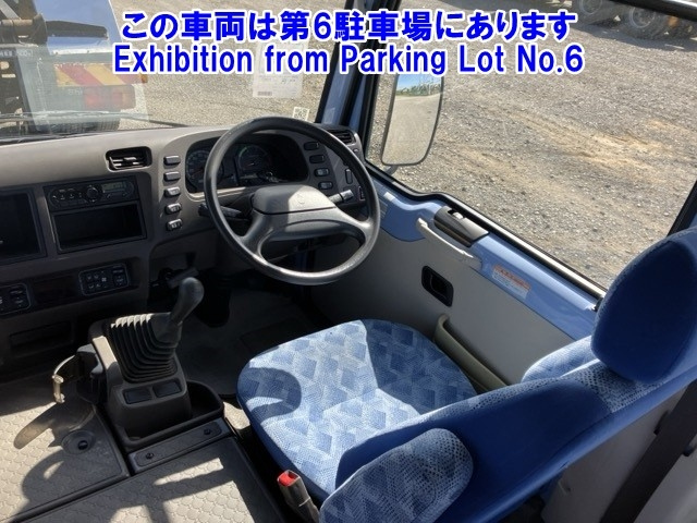 MITSUBISHI ROSA 2015