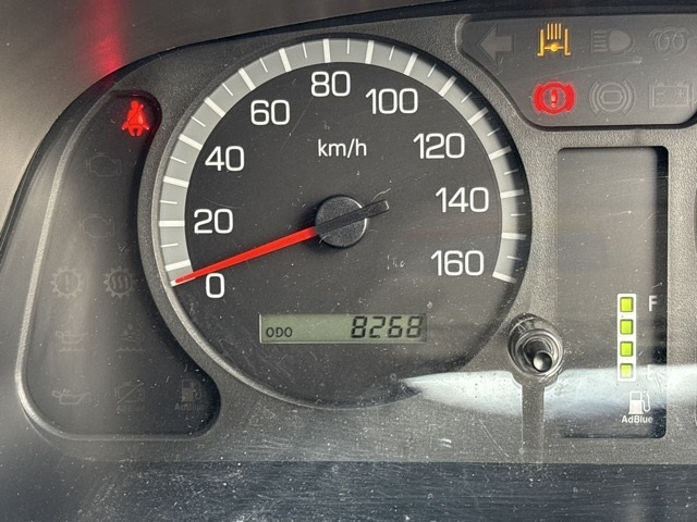 MITSUBISHI ROSA 2015