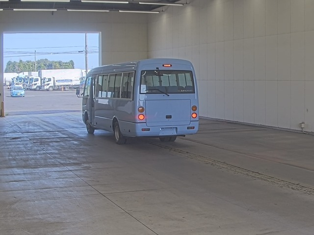 MITSUBISHI ROSA 2015