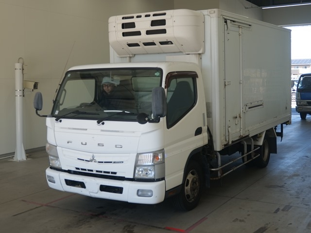 MITSUBISHI CANTER 2013