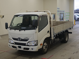 HINO DUTRO 2016