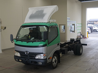 HINO DUTRO 2011