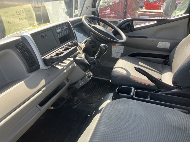 MITSUBISHI CANTER 2017