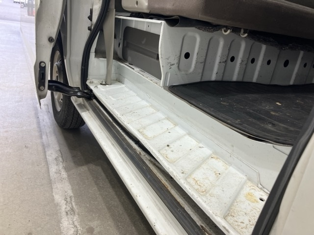 NISSAN CLIPPER VAN 2015