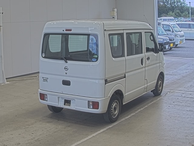 NISSAN CLIPPER VAN 2015