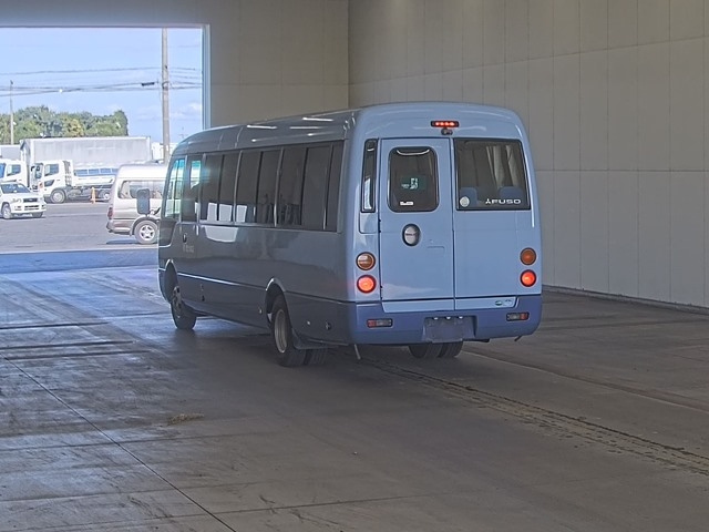 MITSUBISHI ROSA 2015