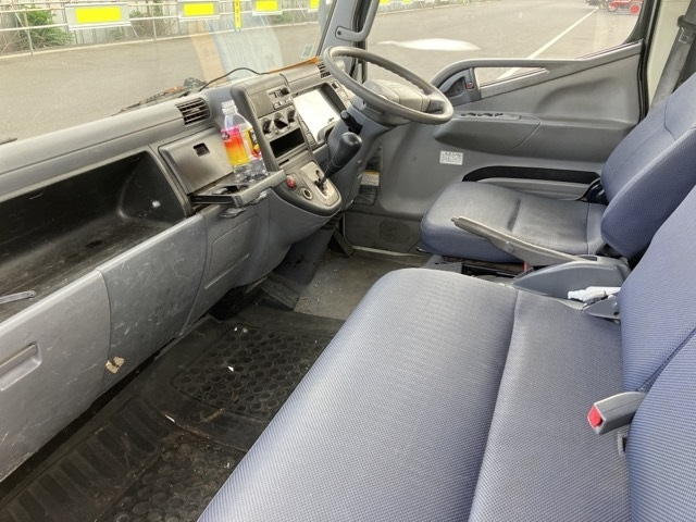 MITSUBISHI CANTER 2008