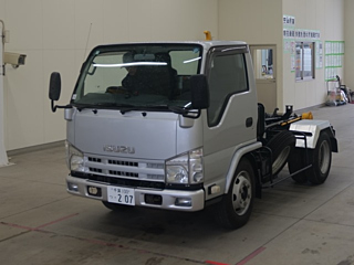 ISUZU ELF 2013