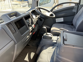ISUZU ELF 2018