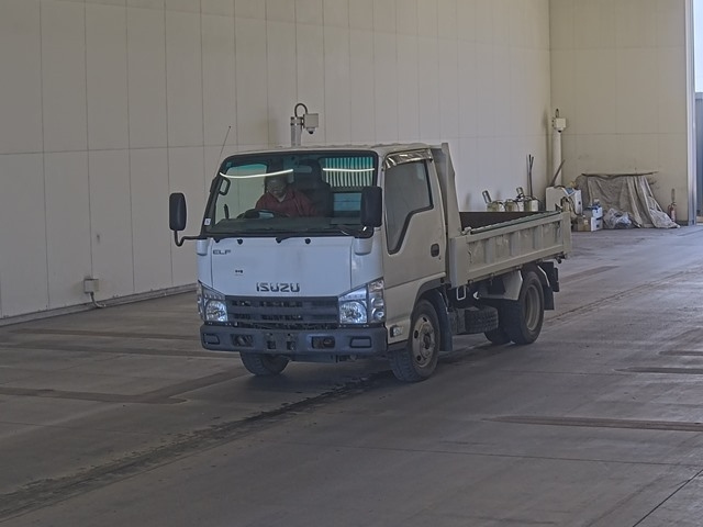 ISUZU ELF 2012