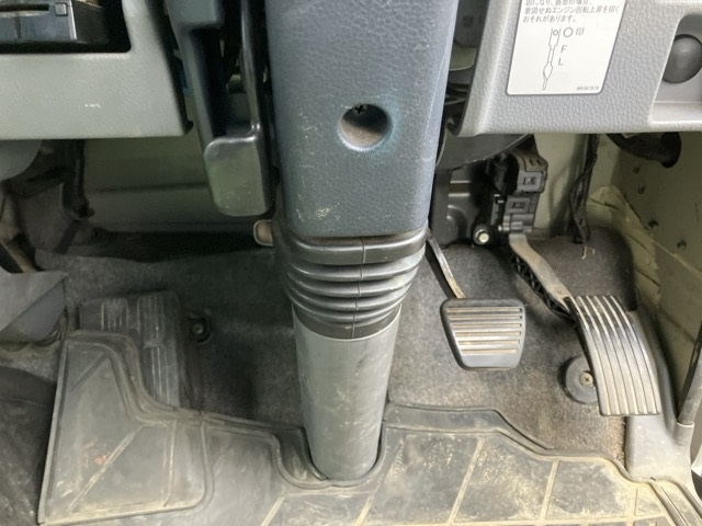 MITSUBISHI CANTER 2015