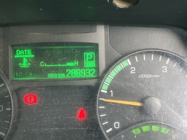 MITSUBISHI CANTER 2011