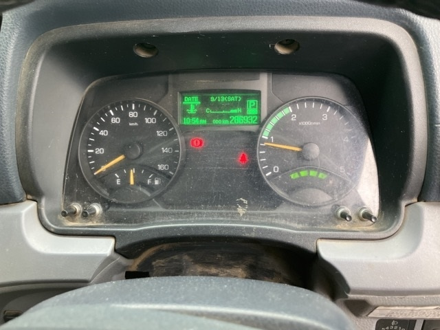 MITSUBISHI CANTER 2011