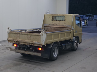 MITSUBISHI CANTER 2011