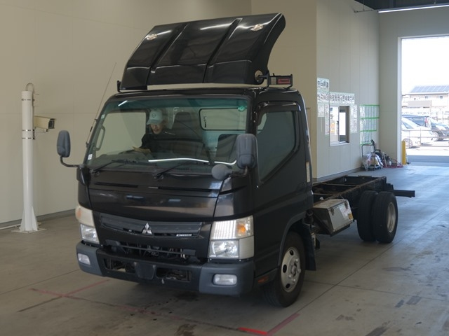 MITSUBISHI CANTER 2015
