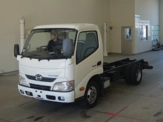 HINO DUTRO 2015