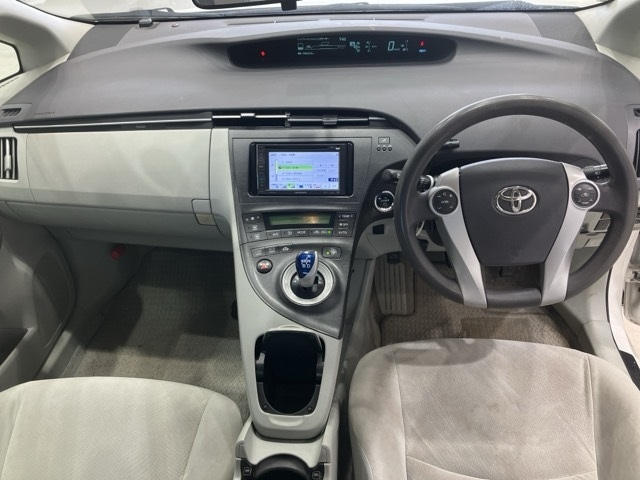 TOYOTA PRIUS 2010