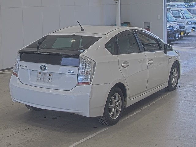 TOYOTA PRIUS 2010