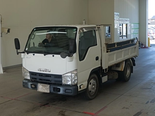 ISUZU ELF 2013