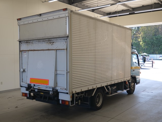 MITSUBISHI CANTER 2011