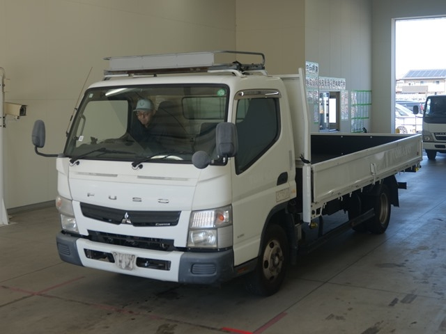 MITSUBISHI CANTER 2014