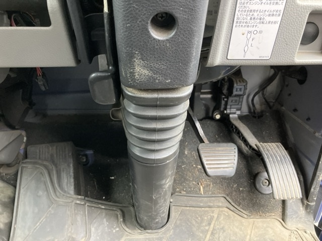 MITSUBISHI CANTER 2016