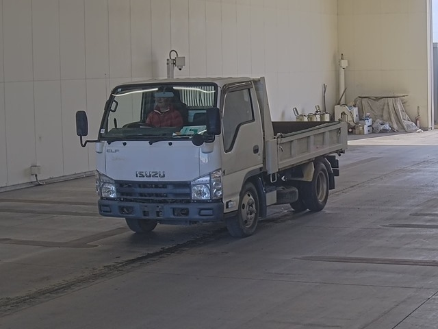 ISUZU ELF 2012