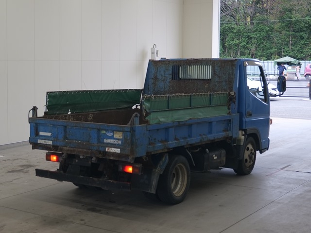 MITSUBISHI CANTER 2010