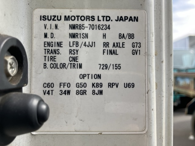 ISUZU ELF 2011