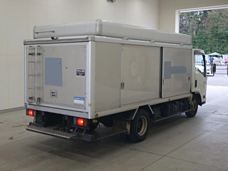 ISUZU ELF 2011