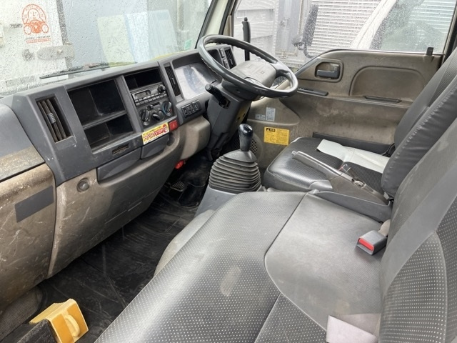 ISUZU ELF 2012