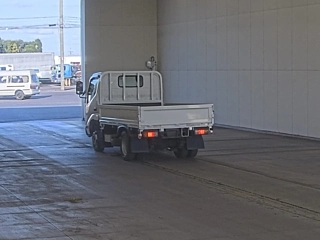 HINO DUTRO 2017