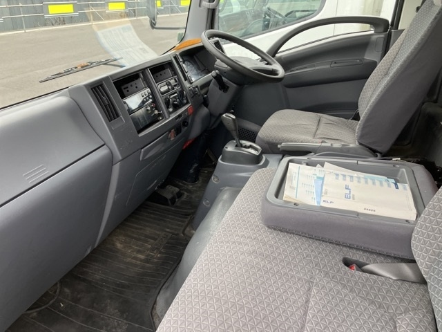 ISUZU ELF 2018