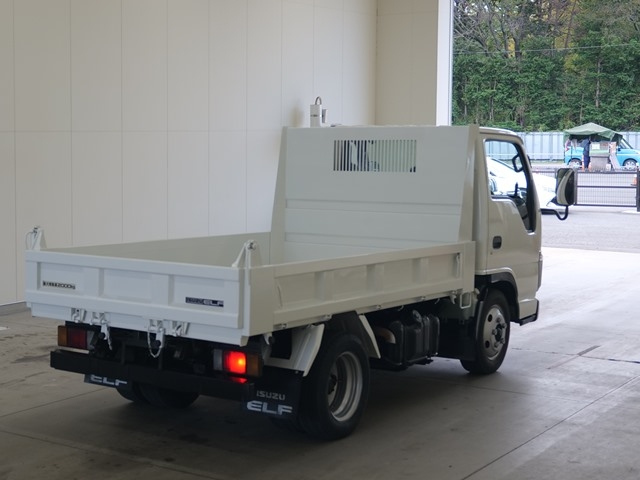 ISUZU ELF 2009