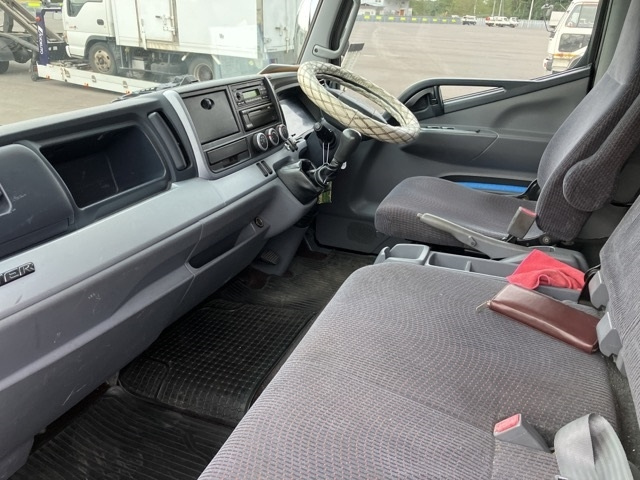 MITSUBISHI CANTER 2014