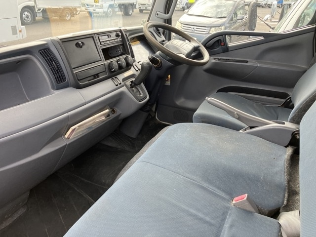 MITSUBISHI CANTER 2013